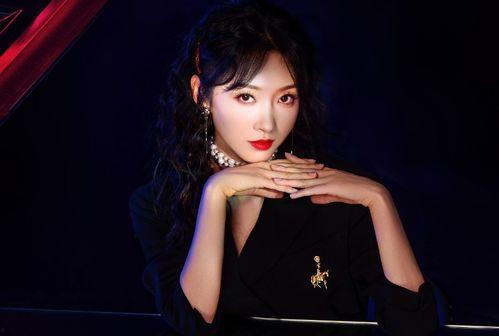 孟佳妈妈爆料视频,揭秘明星家庭背后的真实生活  第3张 孟佳妈妈爆料视频,揭秘明星家庭背后的真实生活  第3张