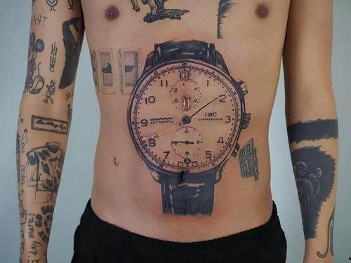 刺青师韩国在线观看,韩国在线观看,纹身艺术与情感纠葛的交织  第2张 刺青师韩国在线观看,韩国在线观看,纹身艺术与情感纠葛的交织  第2张