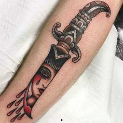 刺青师韩国在线观看,韩国在线观看,纹身艺术与情感纠葛的交织  第3张 刺青师韩国在线观看,韩国在线观看,纹身艺术与情感纠葛的交织  第3张