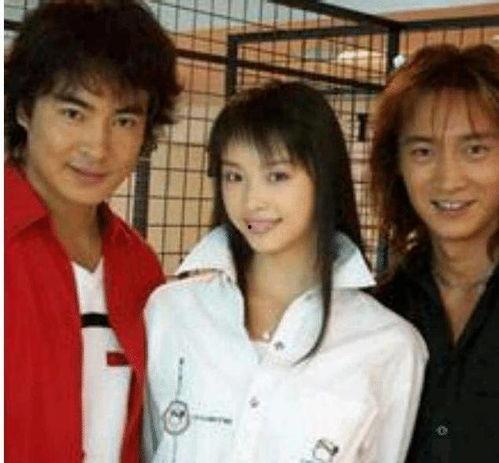 张庭爆料男生追自己视频,揭秘明星恋爱幕后故事  第3张 张庭爆料男生追自己视频,揭秘明星恋爱幕后故事  第3张