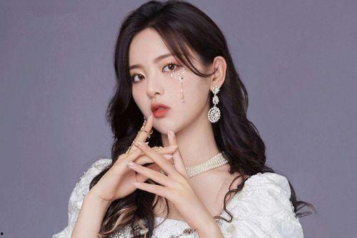 杨超越和沈腾最新爆料,揭秘娱乐圈幕后故事  第3张 杨超越和沈腾最新爆料,揭秘娱乐圈幕后故事  第3张