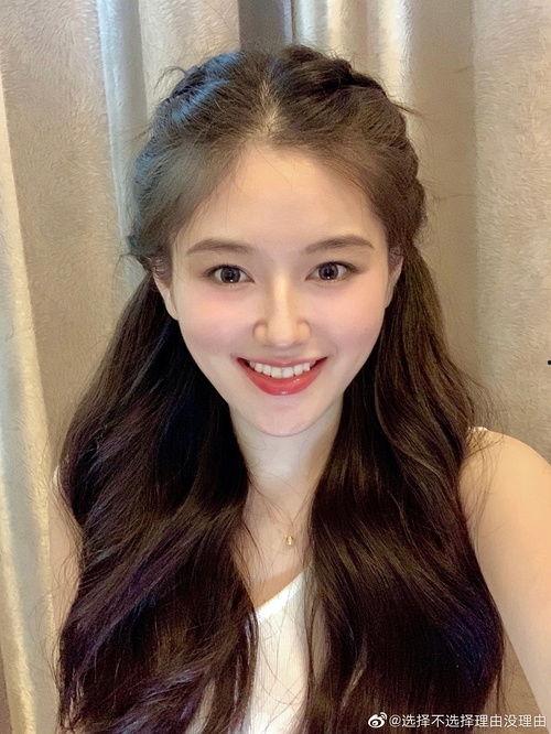 吃瓜视频网红在线观看,带你领略网络娱乐新风尚  第3张 吃瓜视频网红在线观看,带你领略网络娱乐新风尚  第3张