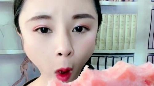 女生网红吃瓜视频下载,揭秘娱乐圈幕后真相  第2张 女生网红吃瓜视频下载,揭秘娱乐圈幕后真相  第2张